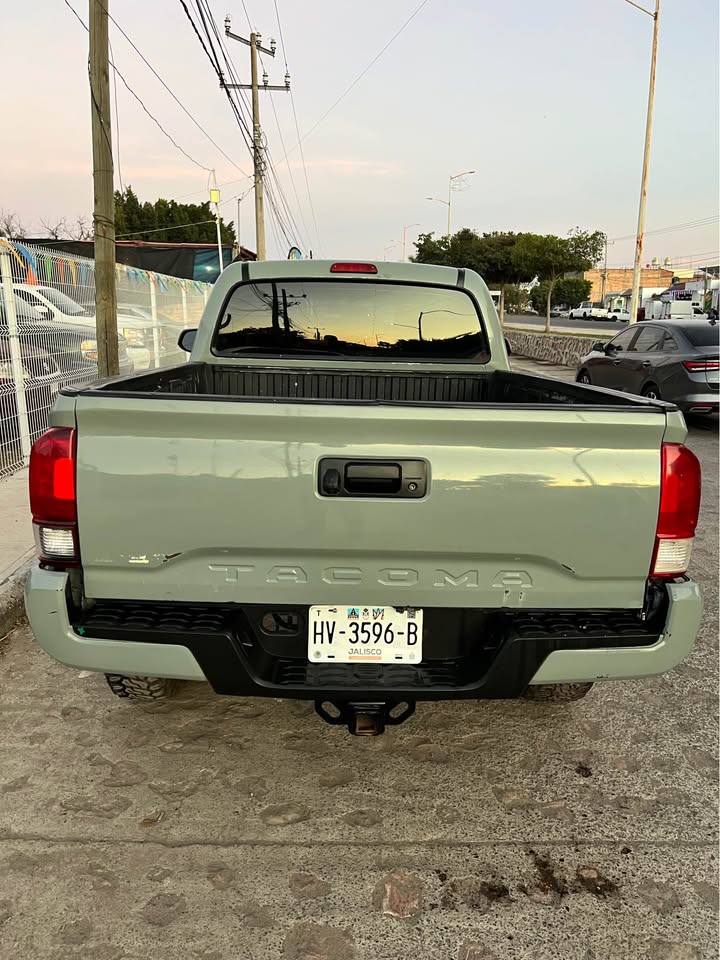 Toyota Tacoma 2005