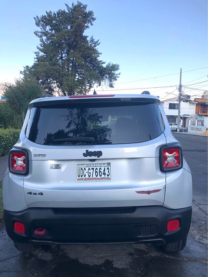 CAMIONETA JEEP RENEGADE 2017