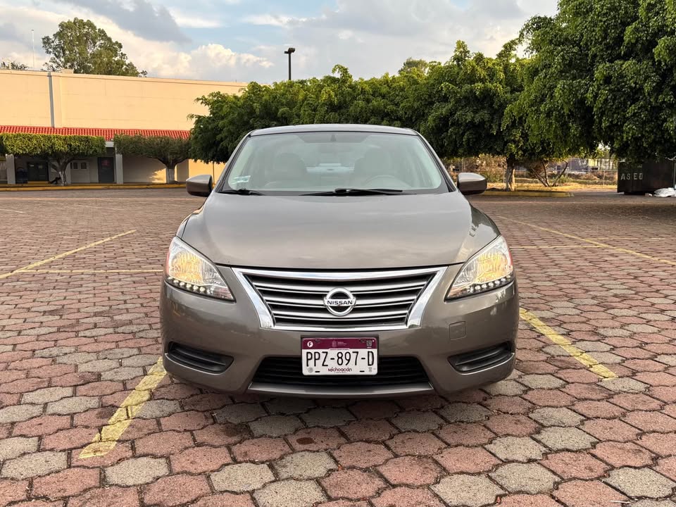 NISSAN – SENTRA SV – 2014