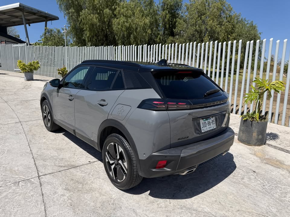 Peugeot 2008 GT 2024