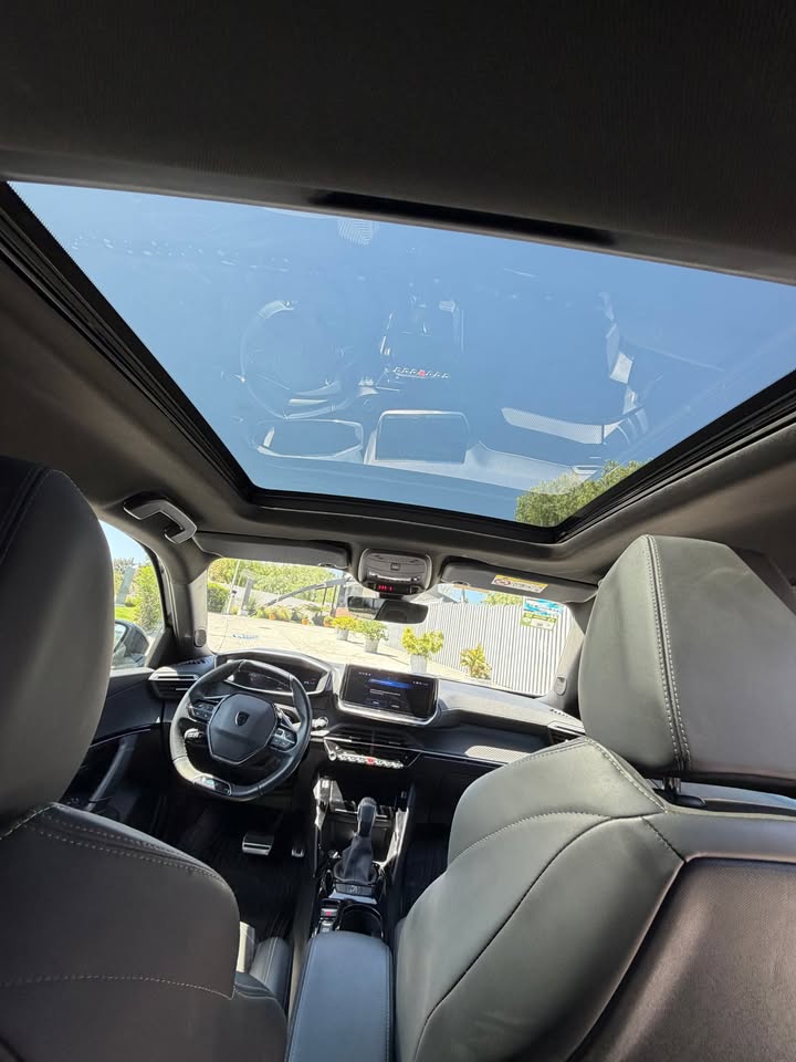 Peugeot 2008 GT 2024
