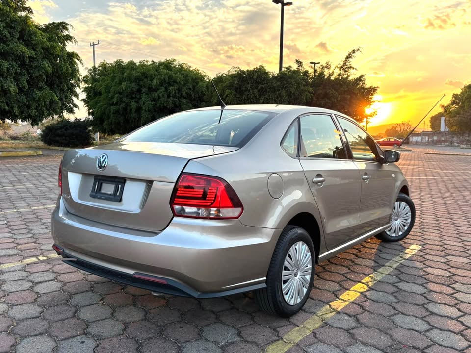 VW – VENTO STARTLINE – 2017