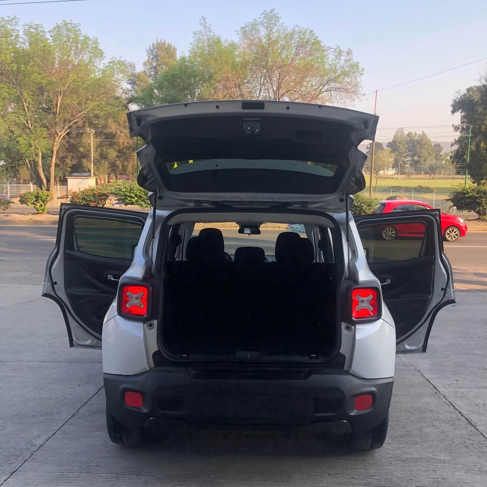 CAMIONETA JEEP RENEGADE 2017