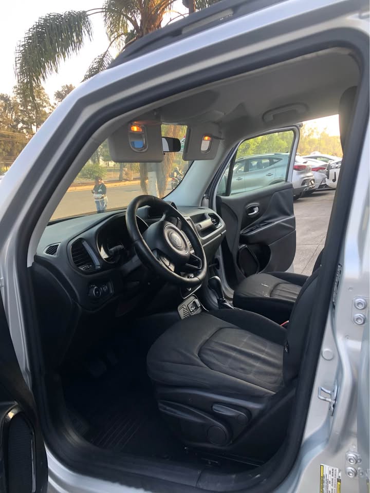 CAMIONETA JEEP RENEGADE 2017