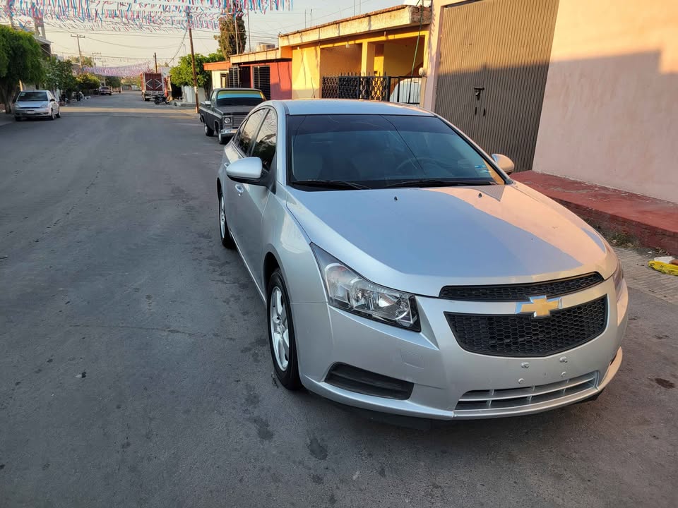 Chevrolet Cruze 2012