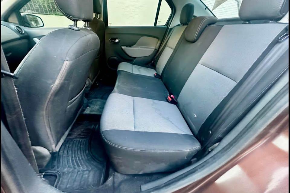 RENAULT LOGAN 2015