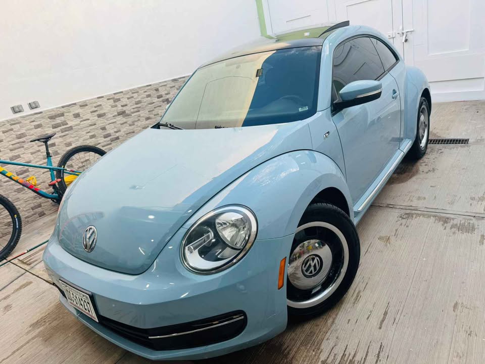 NEW BEETLE 2013 HERMOSO