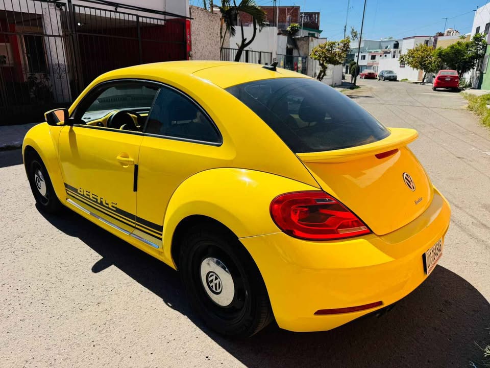 BEETLE 2016 TURBO EQUIPADO