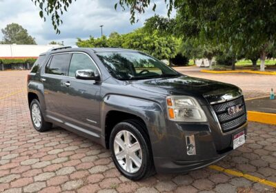 GMC-TERRAIN-SLT-2010-2