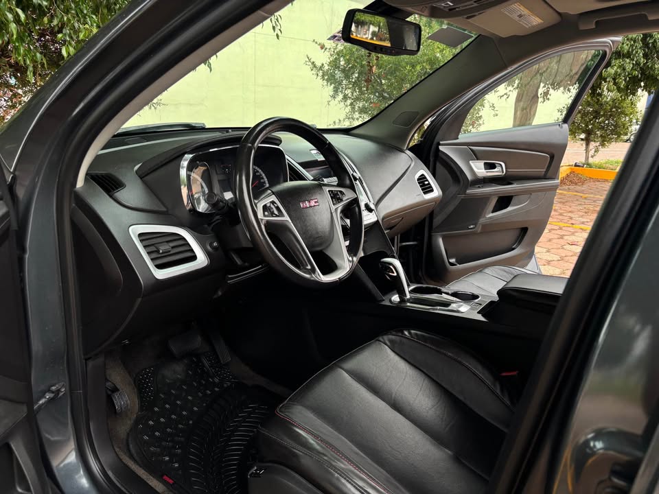 GMC – TERRAIN SLT – 2010