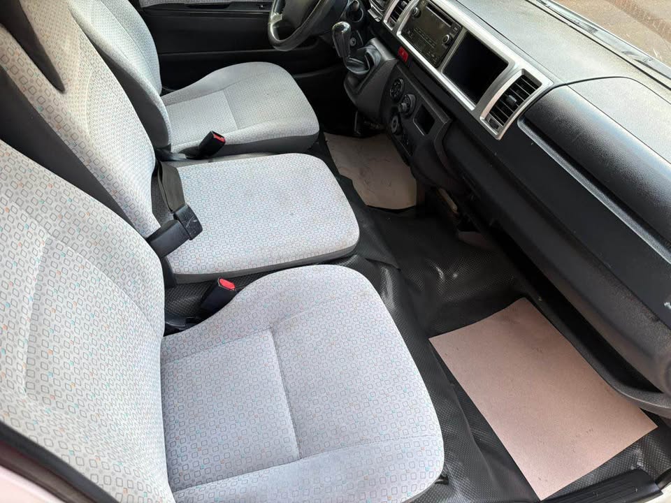 Toyota Hiace 2018 | 15 pasajeros