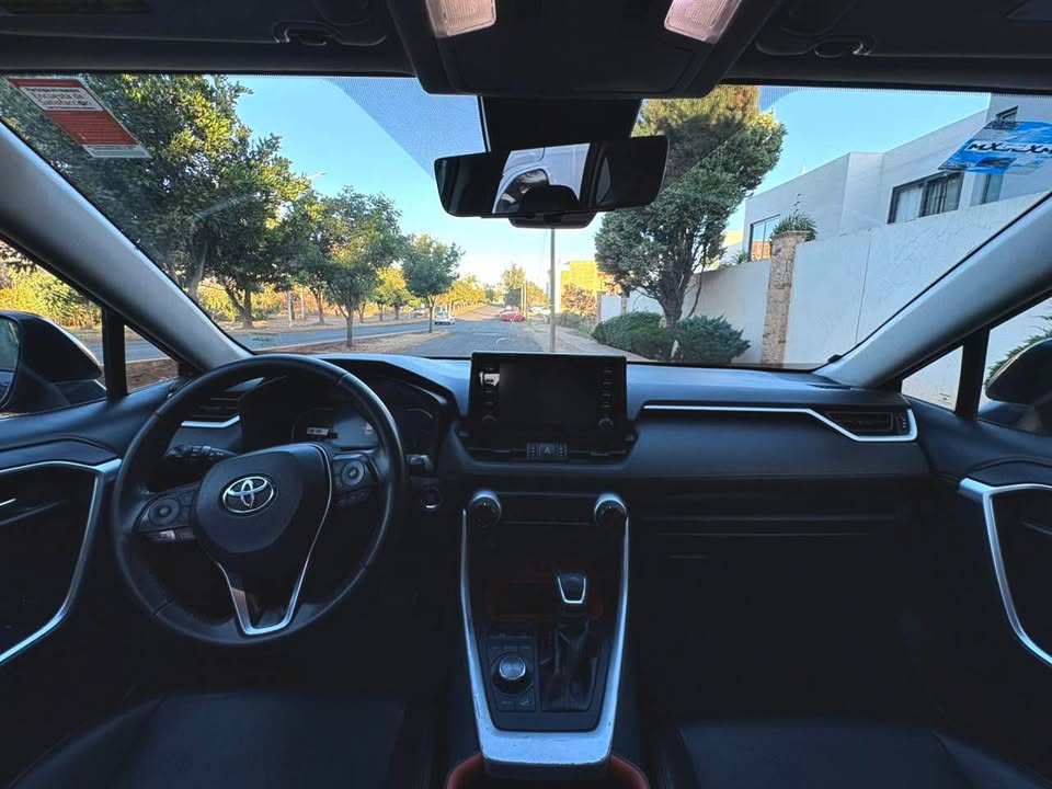 Toyota Rav4 Adventure AWD gris 2022
