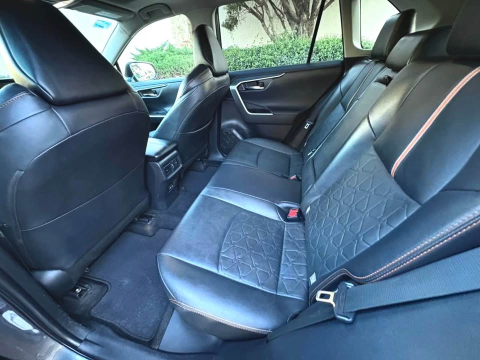 Toyota Rav4 Adventure AWD gris 2022