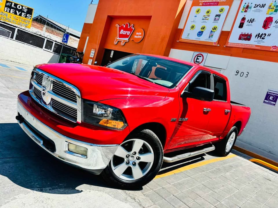 DODGE RAM 2010
