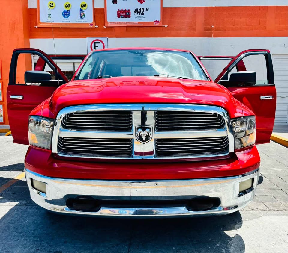 DODGE RAM 2010