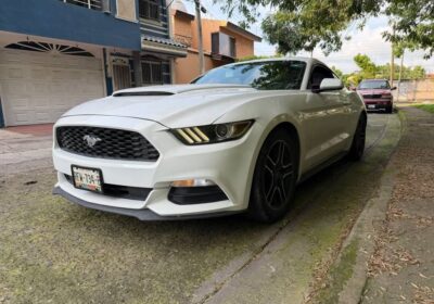 Ford-Mustang-2016-1