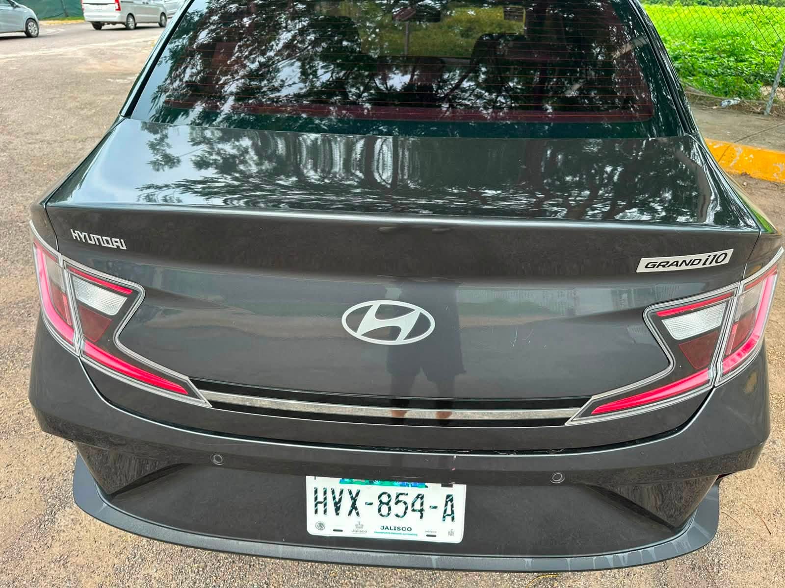 HYUNDAI GRAND i10 GLS 2024 AUTOMÁTICO