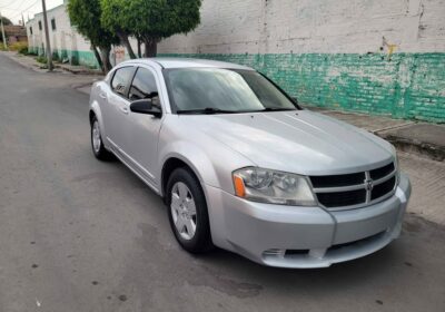dodge-avenger-2008-1
