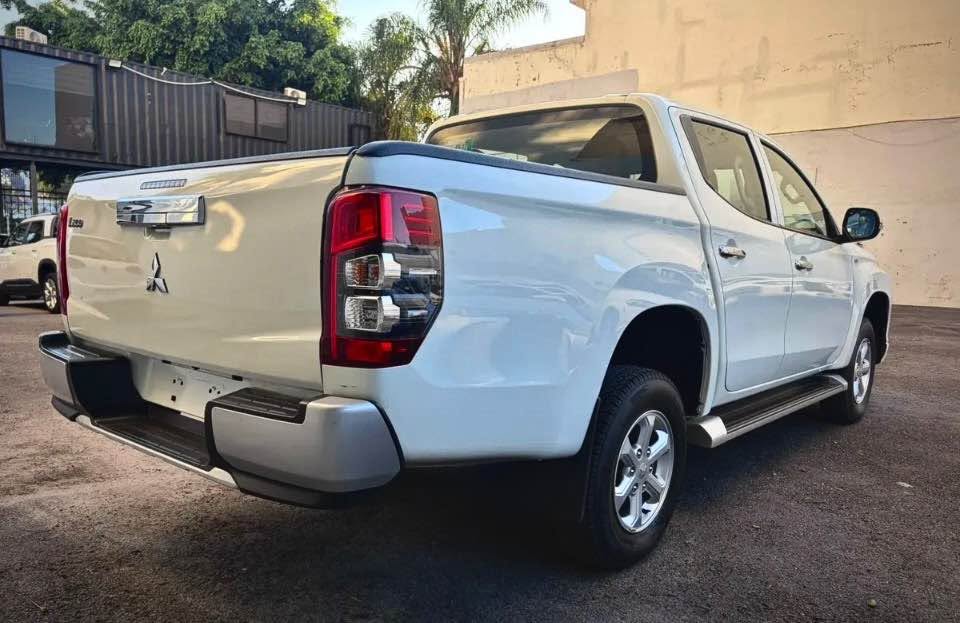 Mitsubishi L200 2022 Diesel 4×4